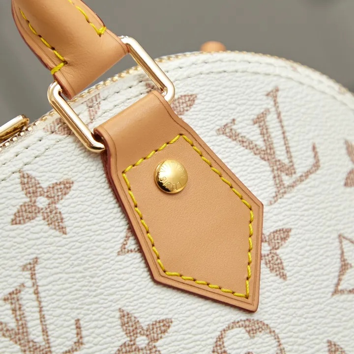 スーパーコピー ルイヴィトン キーホルダー