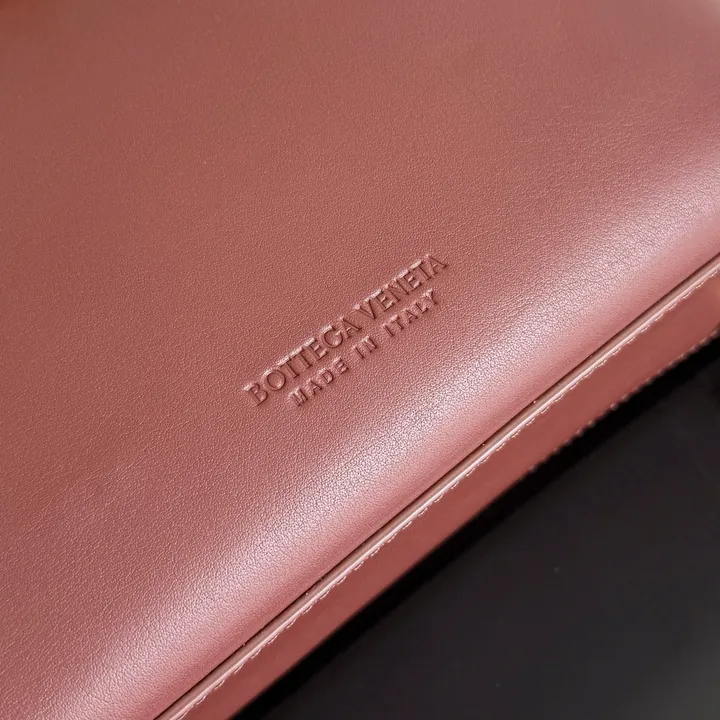 スーパーコピー ボッテガ ヴェネタ キーホルダー