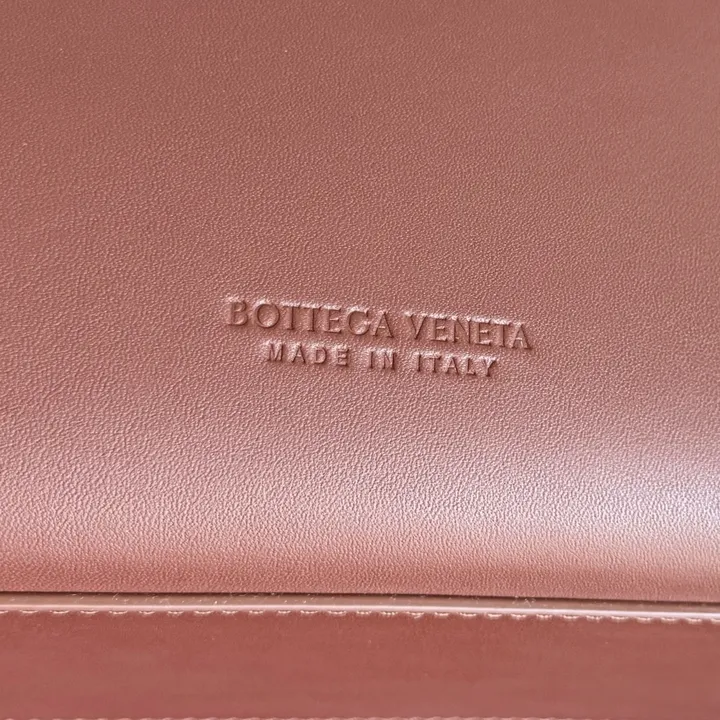 スーパーコピー ボッテガ ヴェネタ キーホルダー