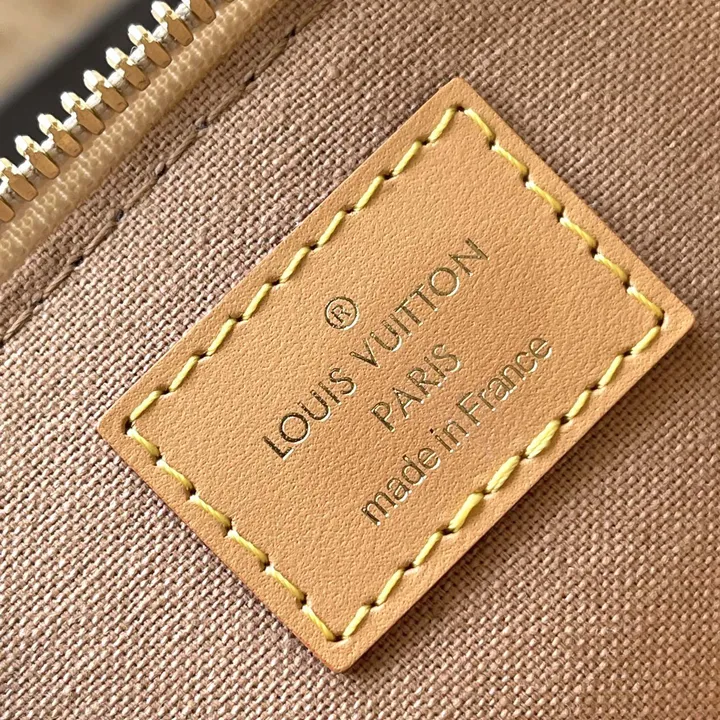 スーパーコピー ルイヴィトン キーホルダー