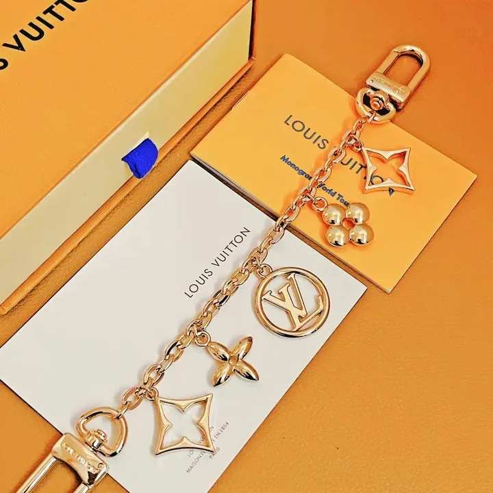 スーパーコピー ルイヴィトン キーホルダー