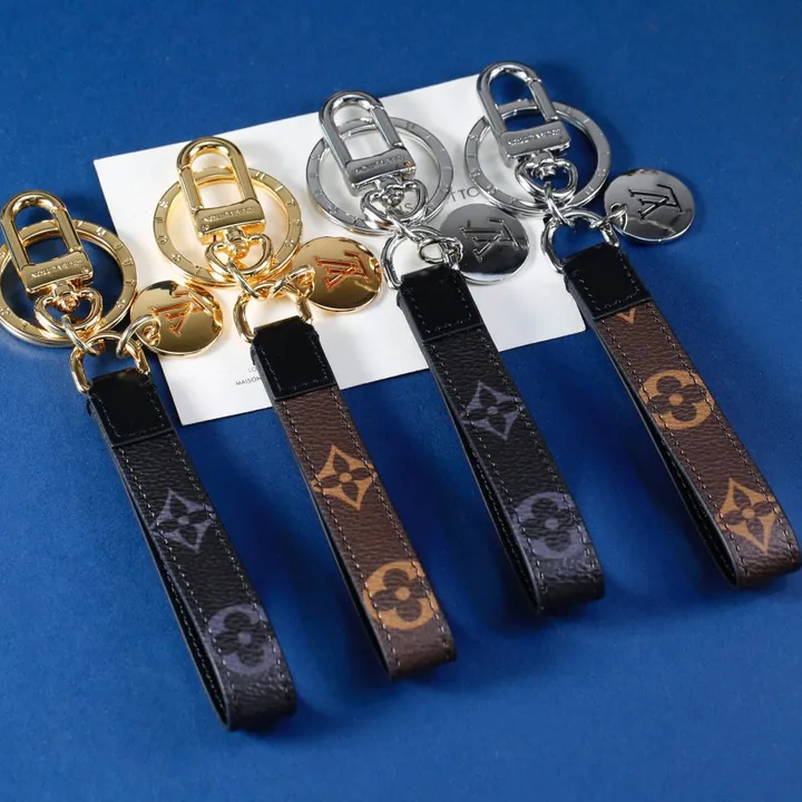 スーパーコピー ルイヴィトン キーホルダー