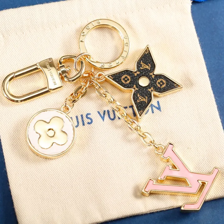 スーパーコピー ルイヴィトン キーホルダー