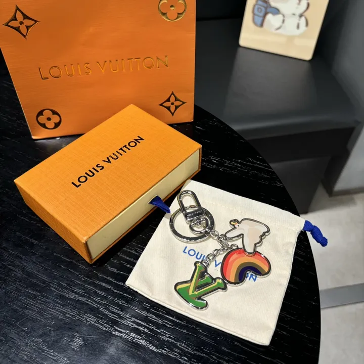 スーパーコピー ルイヴィトン キーホルダー