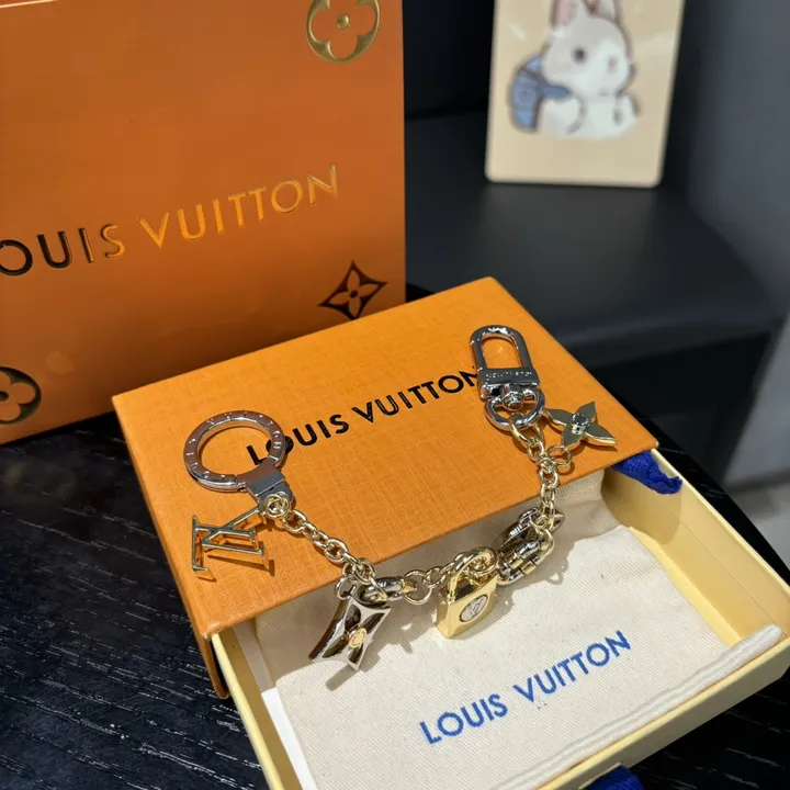 スーパーコピー ルイヴィトン キーホルダー