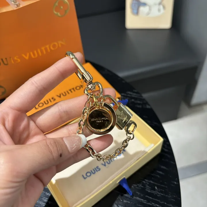 スーパーコピー ルイヴィトン キーホルダー