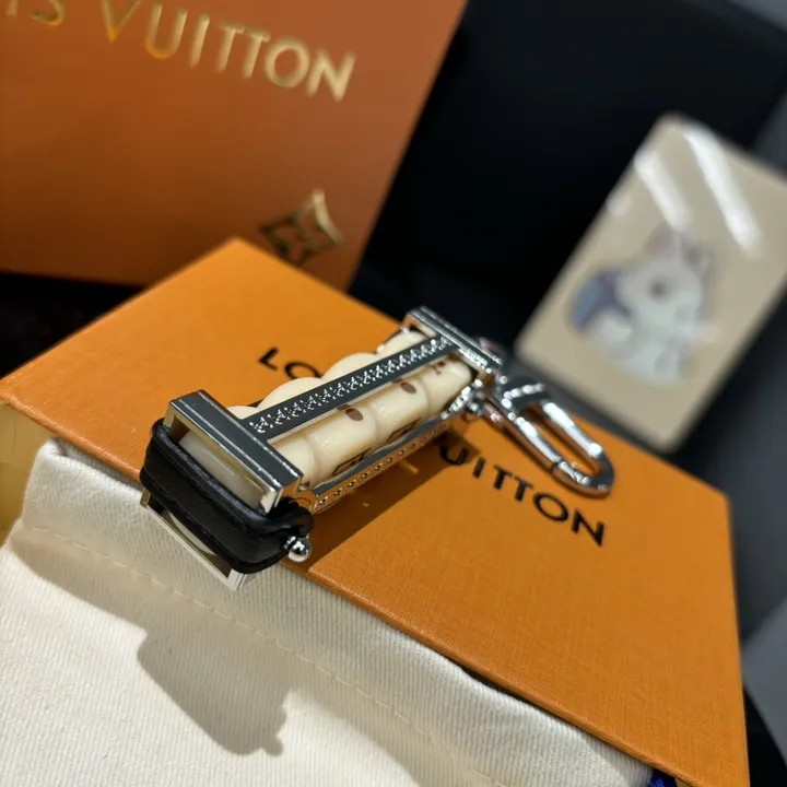 スーパーコピー ルイヴィトン キーホルダー