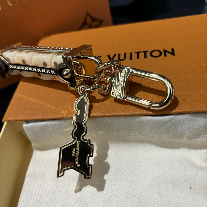 スーパーコピー ルイヴィトン キーホルダー