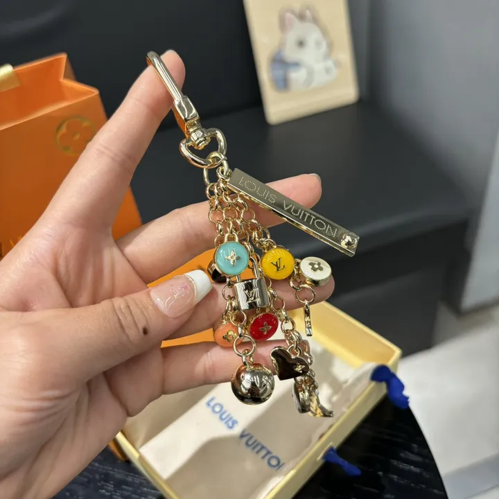 スーパーコピー ルイヴィトン キーホルダー