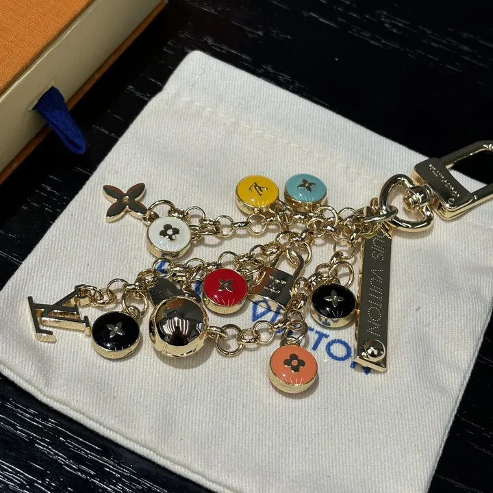 スーパーコピー ルイヴィトン キーホルダー