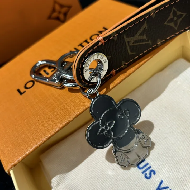 スーパーコピー ルイヴィトン キーホルダー