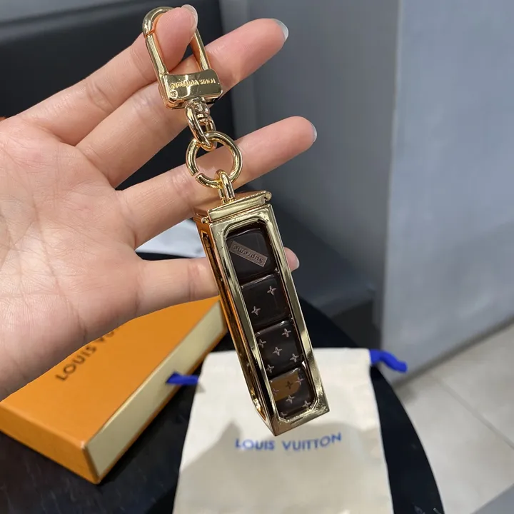 スーパーコピー ルイヴィトン キーホルダー