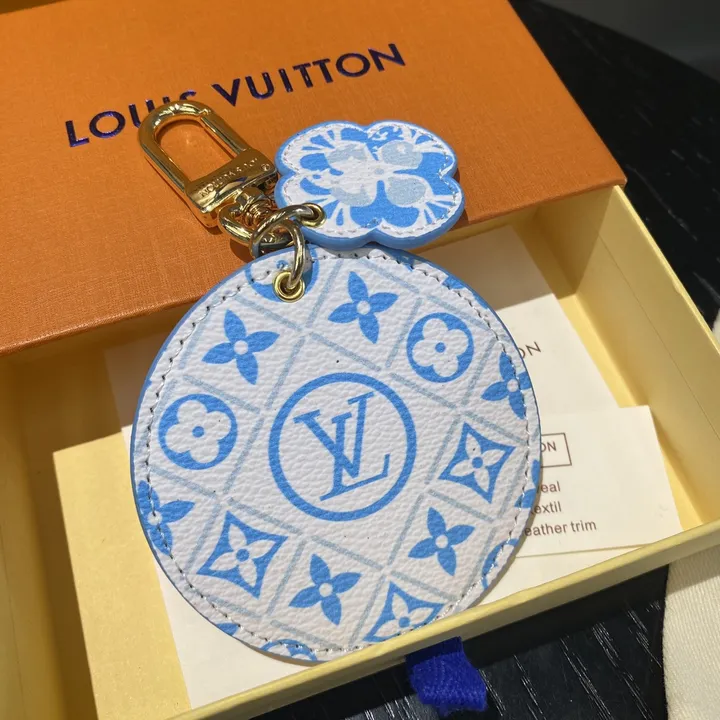 スーパーコピー ルイヴィトン キーホルダー
