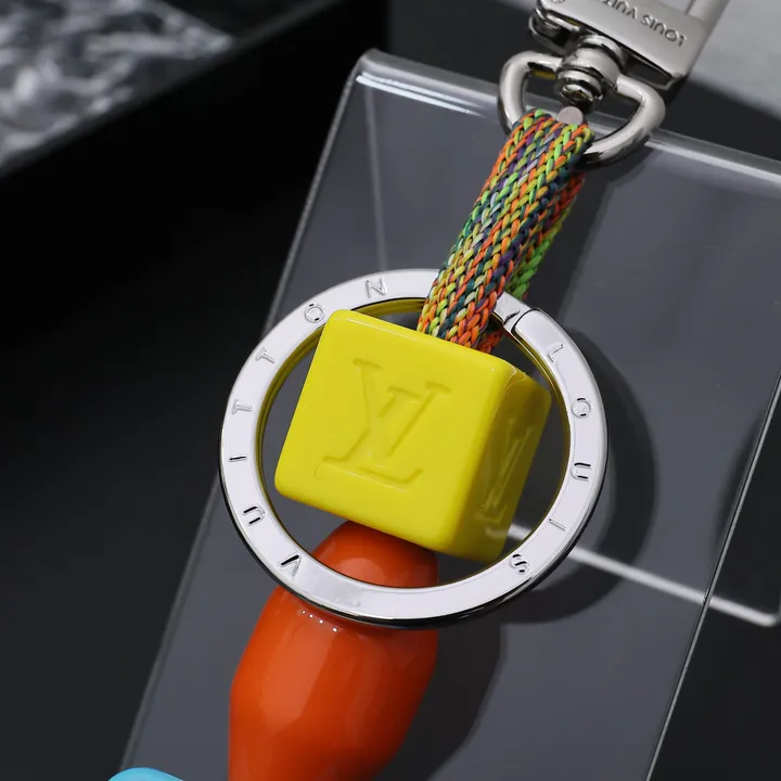 スーパーコピー ルイヴィトン キーホルダー