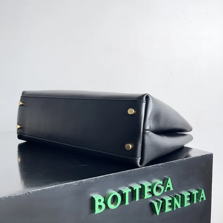 スーパーコピー ボッテガ ヴェネタ キーホルダー