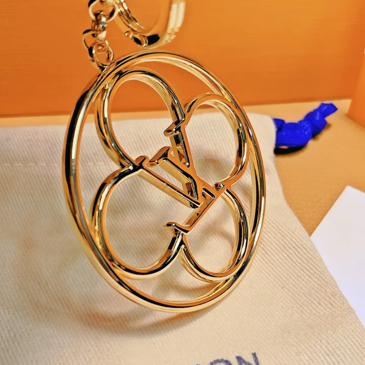 スーパーコピー ルイヴィトン キーホルダー