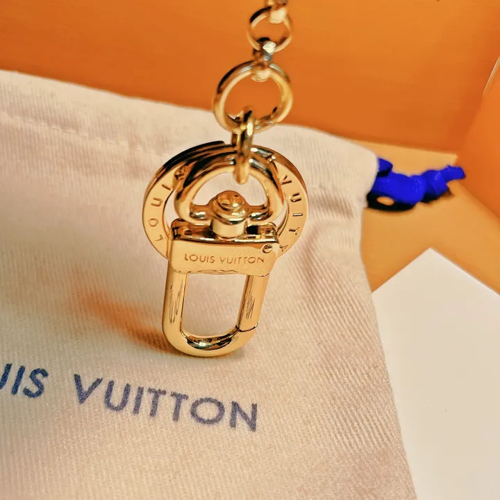 スーパーコピー ルイヴィトン キーホルダー