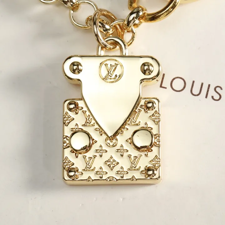 スーパーコピー ルイヴィトン キーホルダー