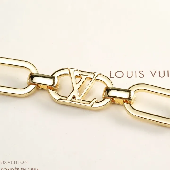 スーパーコピー ルイヴィトン キーホルダー