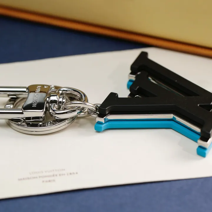 スーパーコピー ルイヴィトン キーホルダー