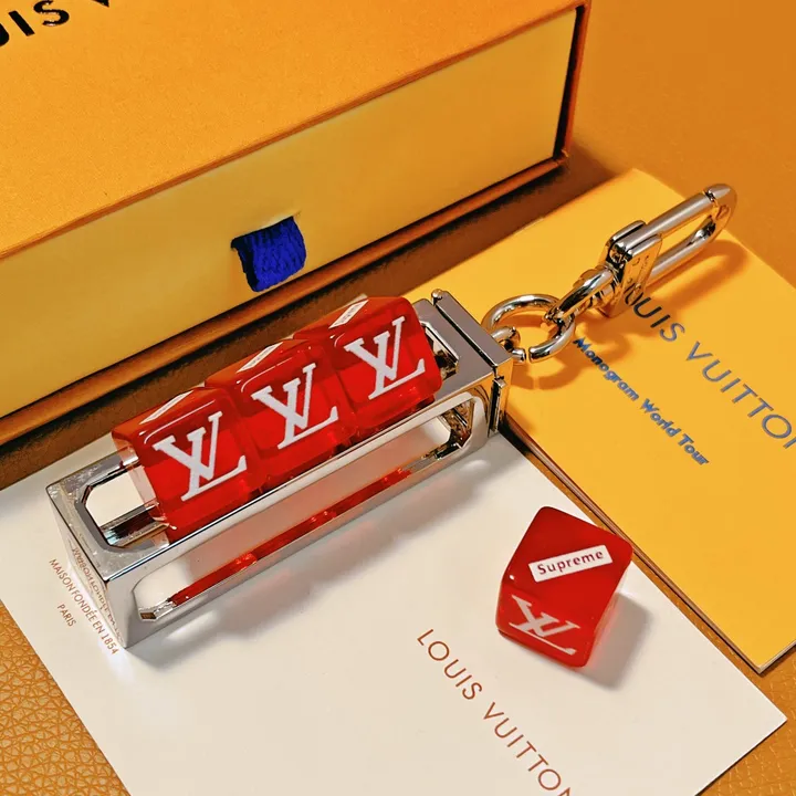 スーパーコピー ルイヴィトン キーホルダー