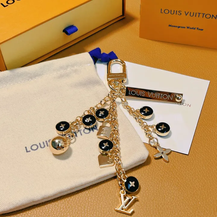 スーパーコピー ルイヴィトン キーホルダー