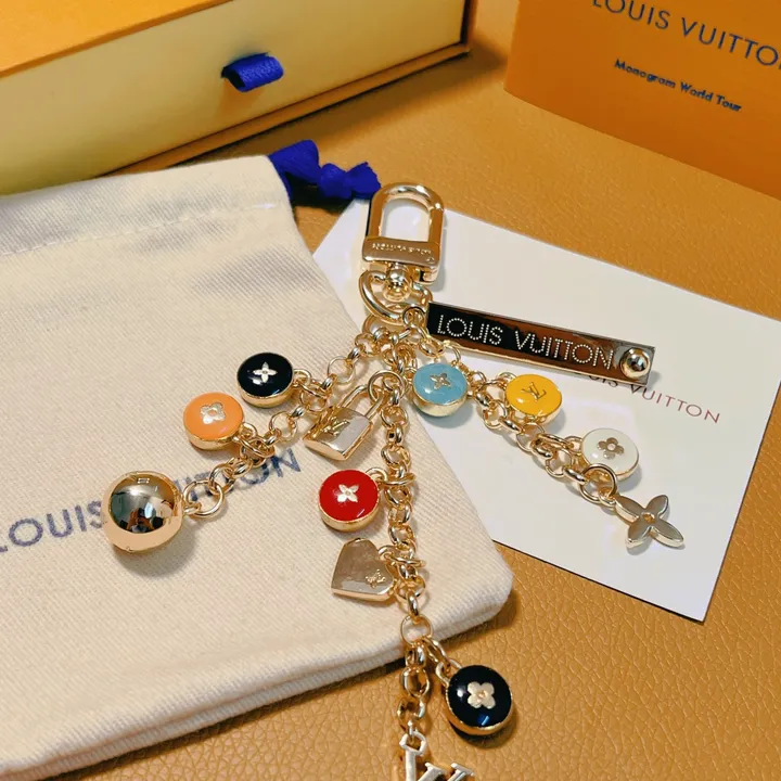 スーパーコピー ルイヴィトン キーホルダー