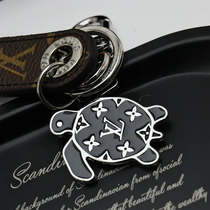 スーパーコピー ルイヴィトン キーホルダー