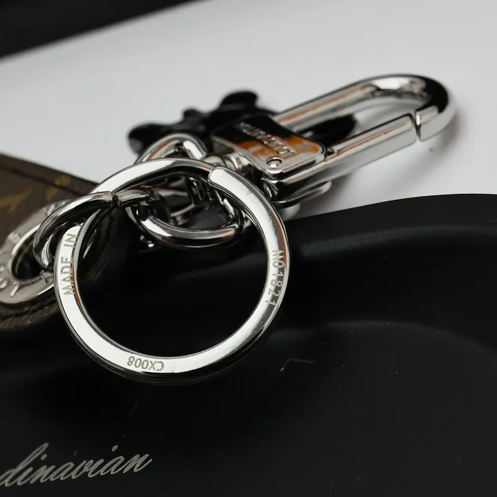 スーパーコピー ルイヴィトン キーホルダー