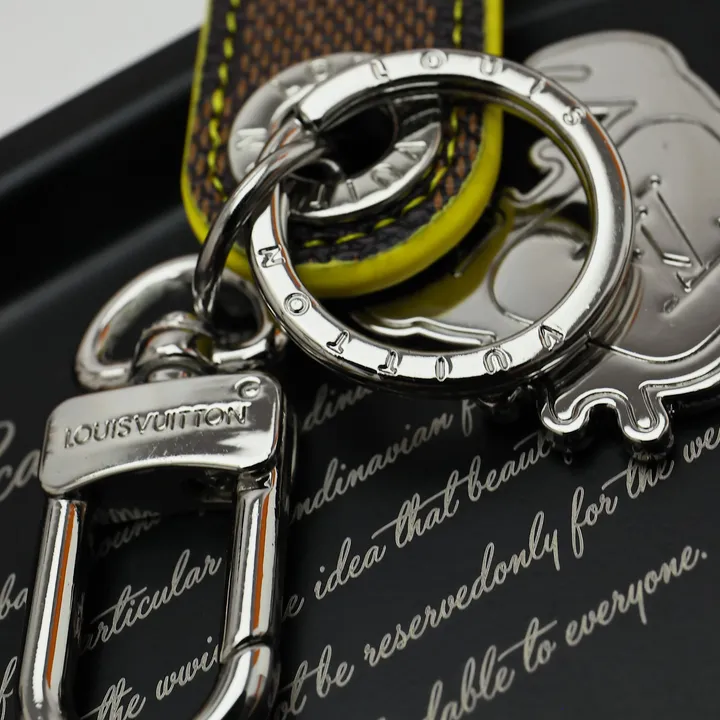 スーパーコピー ルイヴィトン キーホルダー