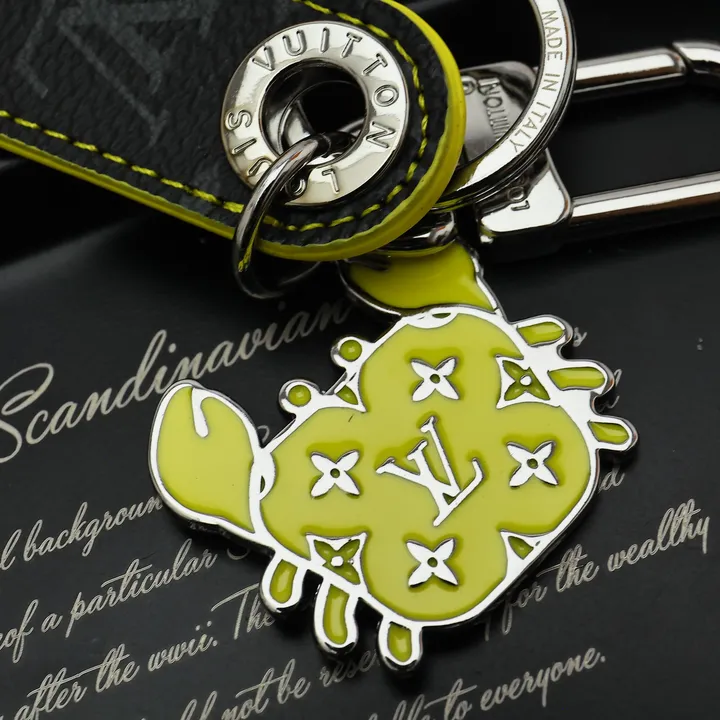 スーパーコピー ルイヴィトン キーホルダー