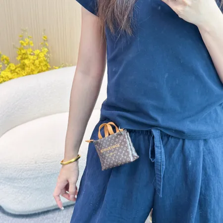 スーパーコピー ルイヴィトン キーホルダー