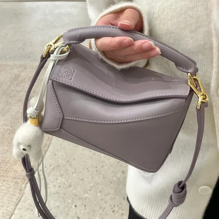 スーパーコピー ロエベ キーホルダー