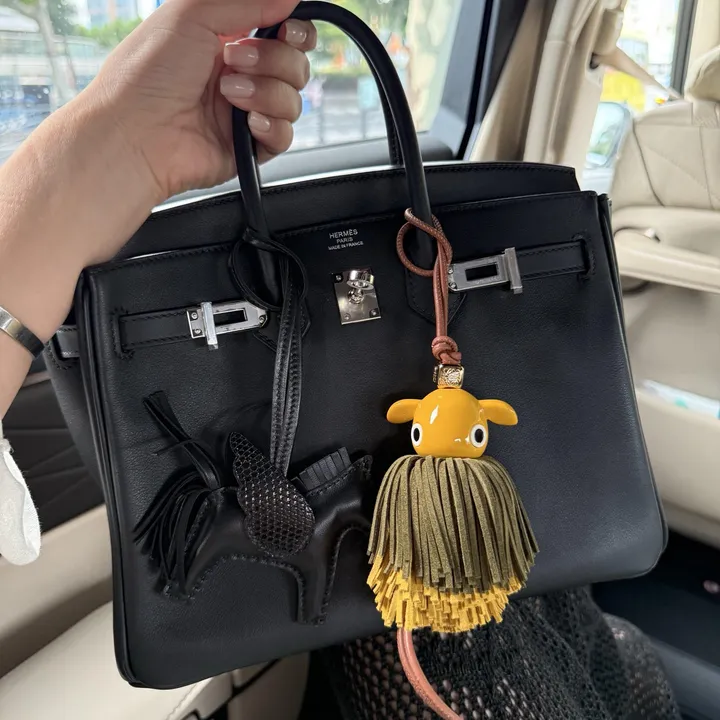 スーパーコピー ロエベ キーホルダー