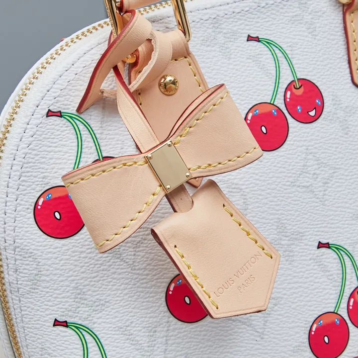 スーパーコピー ルイヴィトン キーホルダー