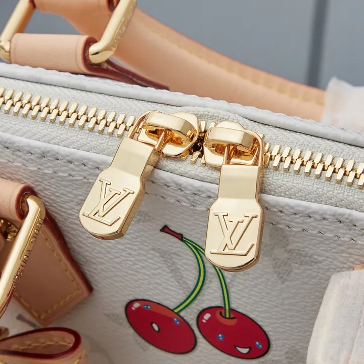 スーパーコピー ルイヴィトン キーホルダー