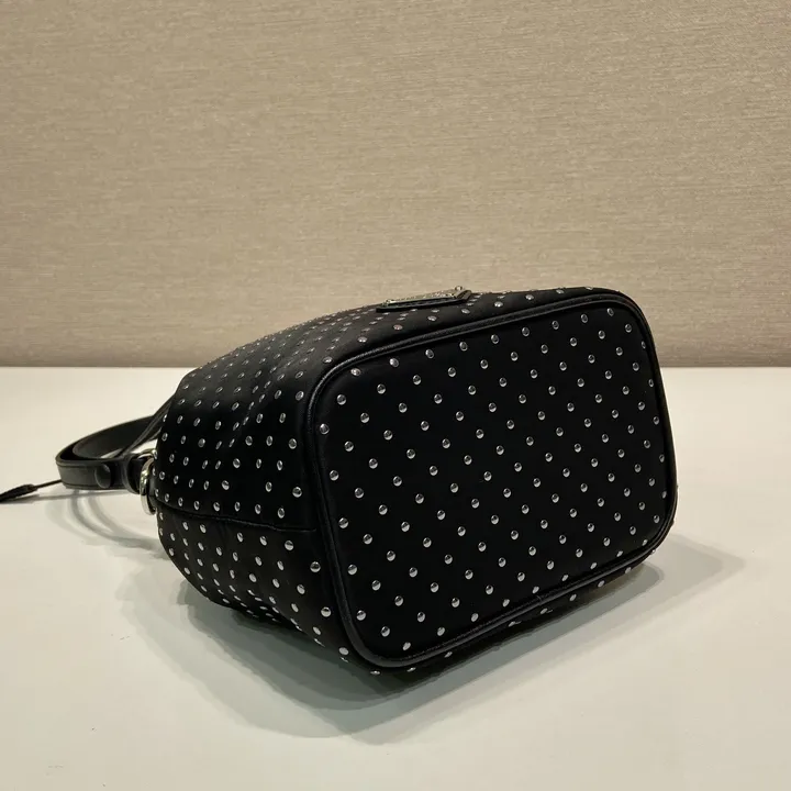 スーパーコピー プラダ キーホルダー