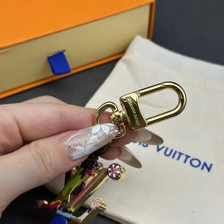 スーパーコピー ルイヴィトン キーホルダー