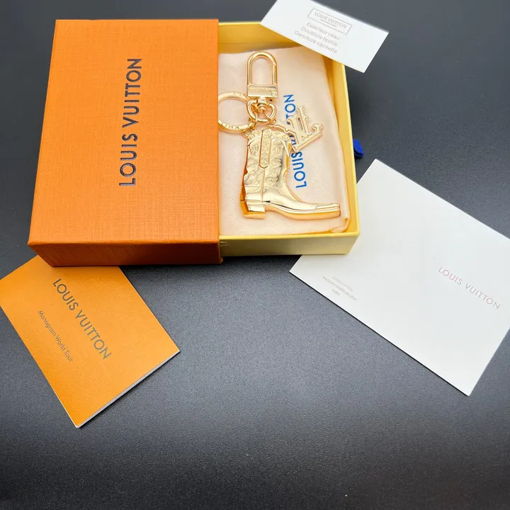 スーパーコピー ルイヴィトン キーホルダー