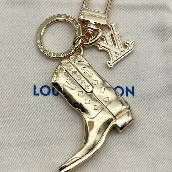 スーパーコピー ルイヴィトン キーホルダー