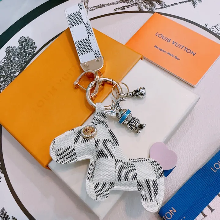 スーパーコピー ルイヴィトン キーホルダー