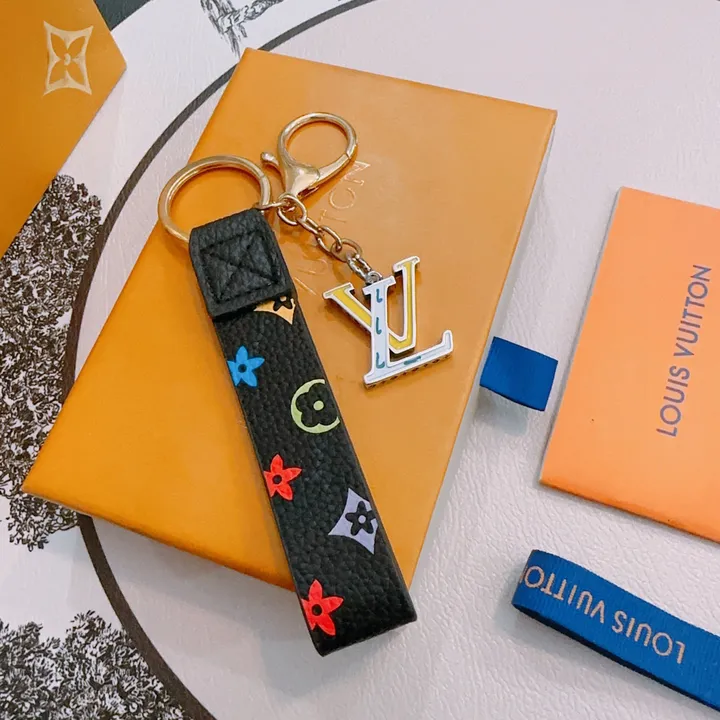スーパーコピー ルイヴィトン キーホルダー