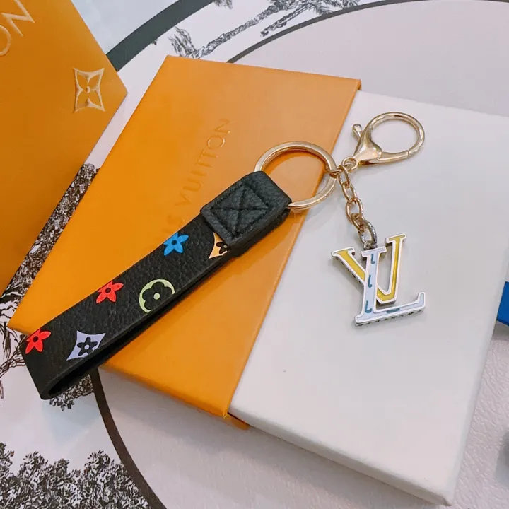 スーパーコピー ルイヴィトン キーホルダー