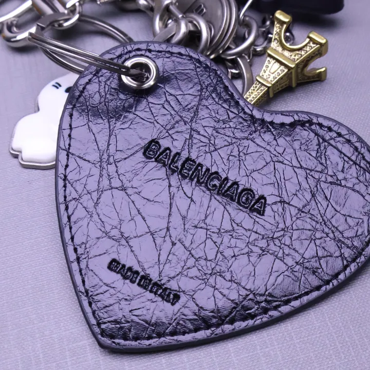 スーパーコピー バレンシアガ キーホルダー