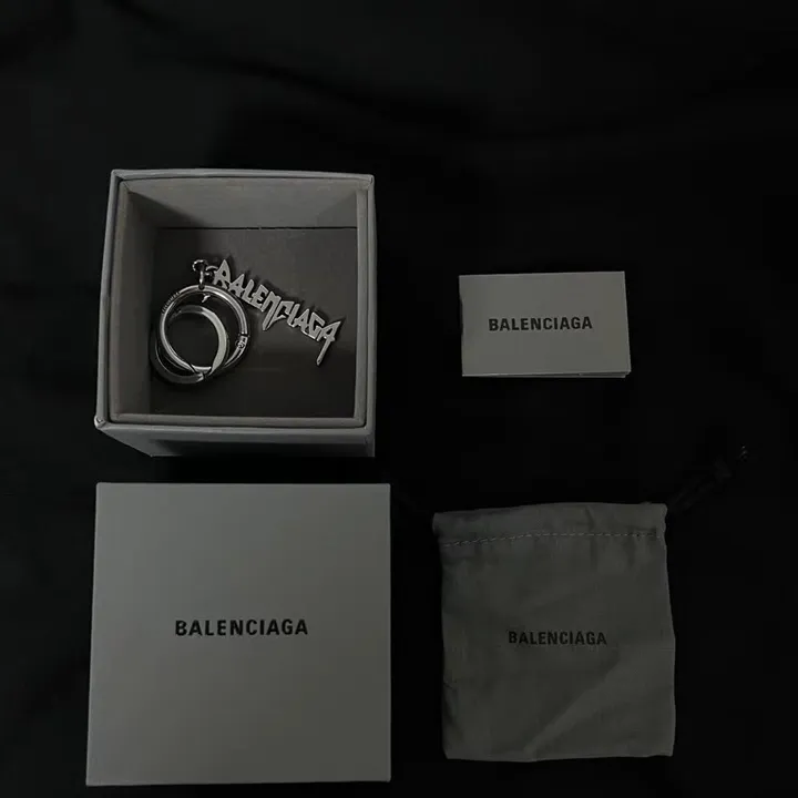 スーパーコピー バレンシアガ キーホルダー