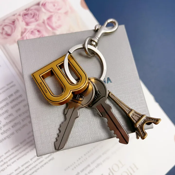 スーパーコピー バレンシアガ キーホルダー