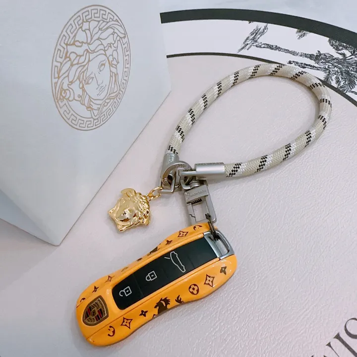スーパーコピー プラダ キーホルダー