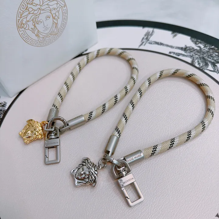 スーパーコピー プラダ キーホルダー