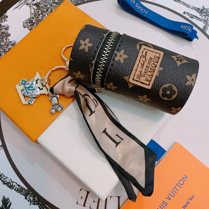 スーパーコピー ルイヴィトン キーホルダー