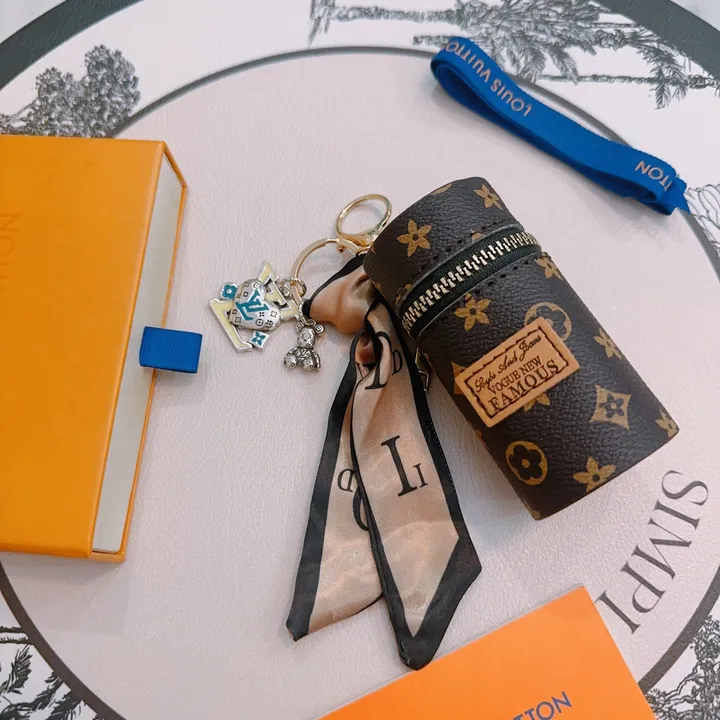 スーパーコピー ルイヴィトン キーホルダー